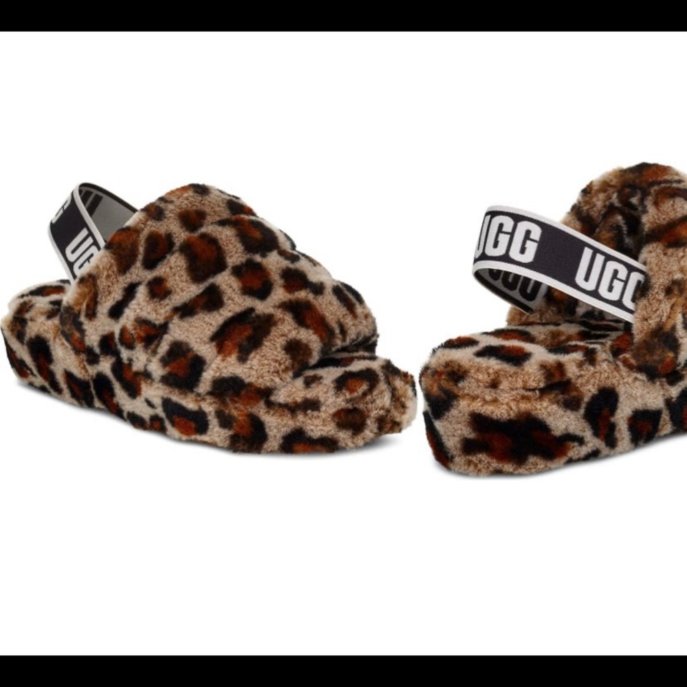 Ugg Fluff yeah sandals